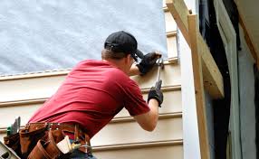 Affordable siding repair and maintenance services in Scott City, KS